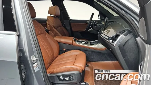 BMW X7 — Фото автомобиля 20