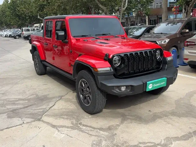Jeep Gladiator — Фото автомобиля 3