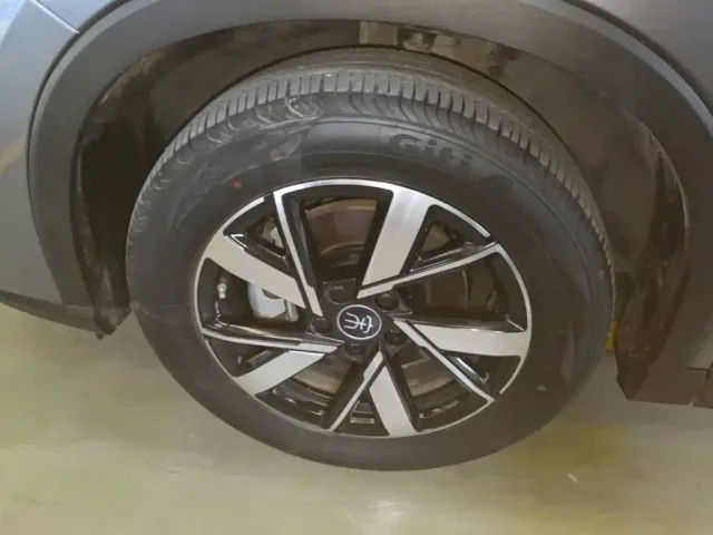 BYD Song Pro — Фото автомобиля 22