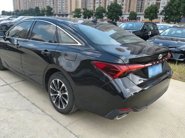 Toyota Avalon 2022 2.0L Progressive Edition — Фото автомобиля 8