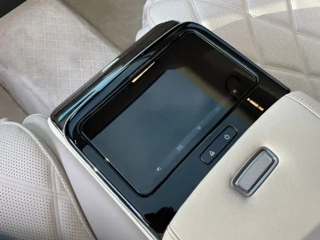Mercedes-Benz Maybach S-Class — Фото автомобиля 14