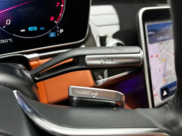Mercedes-Benz S-Class — Фото автомобиля 11