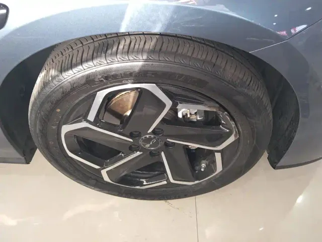 BYD Seal 06 DM-i Touring — Фото автомобиля 6