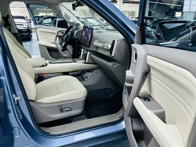 Haval Big Dog — Фото автомобиля 8