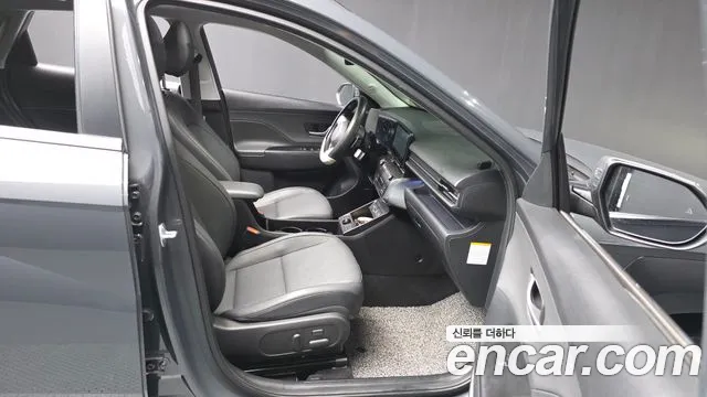 Hyundai Kona SX2 — Фото автомобиля 11