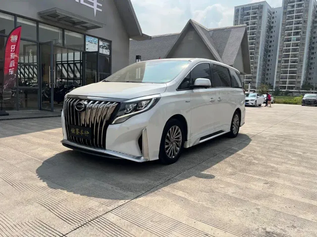 GAC Trumpchi M8 — Фото автомобиля 3
