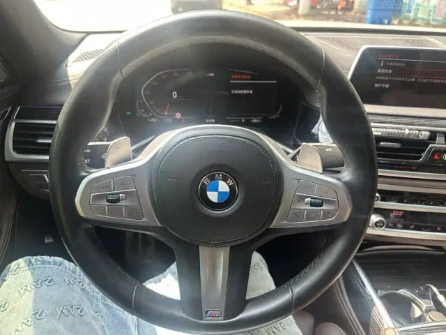 BMW BMW 7 Series 2021 Model 730Li M Sport Package — Фото автомобиля 5