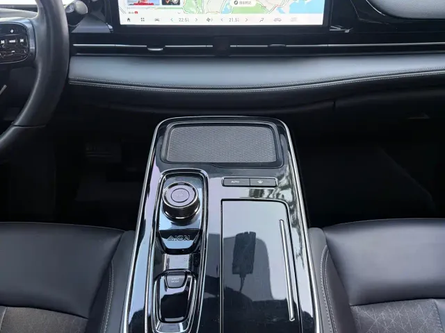 GAC Aion S Plus — Фото автомобиля 10