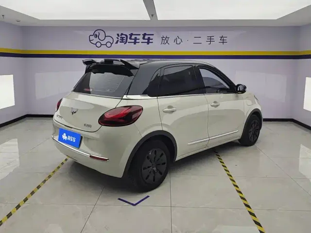 Wuling Bingo — Фото автомобиля 3