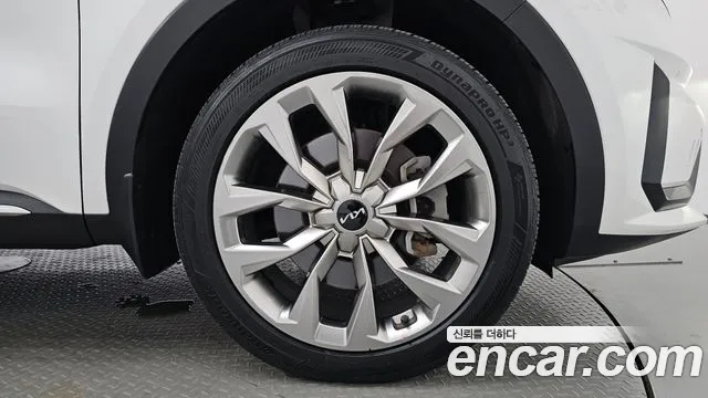 Kia Sorento Sorento 4-е поколение Бензин 2.5T 2WD — Фото автомобиля 17