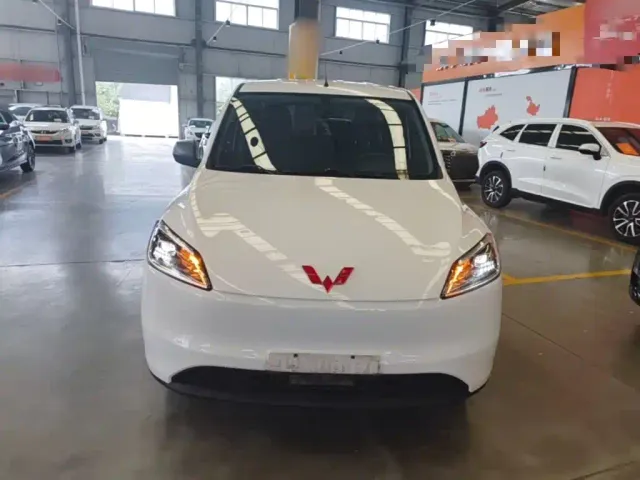 Wuling Hongguang — Фото автомобиля 2