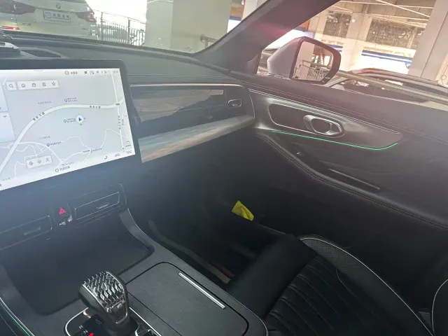 GAC Trumpchi GS8 — Фото автомобиля 17