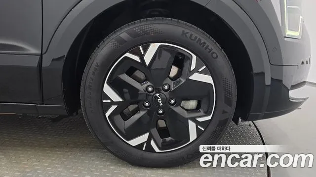 Kia Niro All Niro EV Earth — Фото автомобиля 19