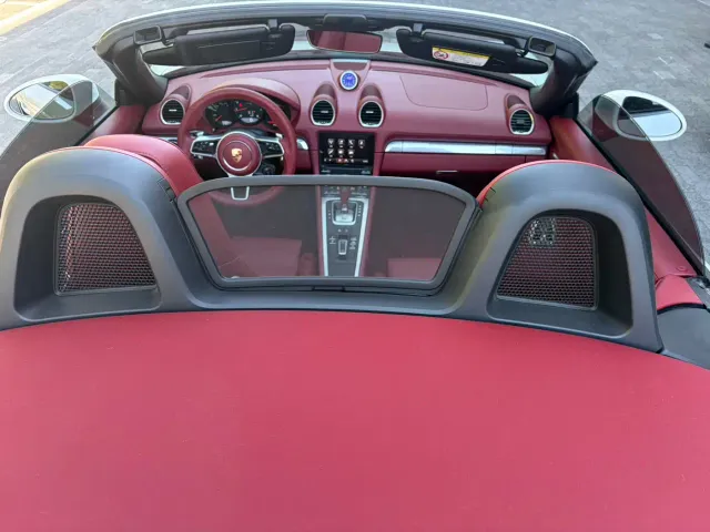 Porsche 718 — Фото автомобиля 18