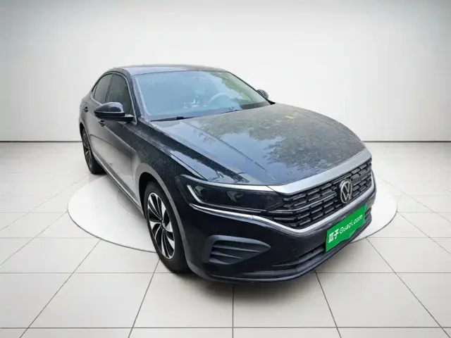 Volkswagen Passat — Фото автомобиля 23