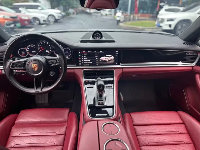Porsche Panamera — Фото автомобиля 7