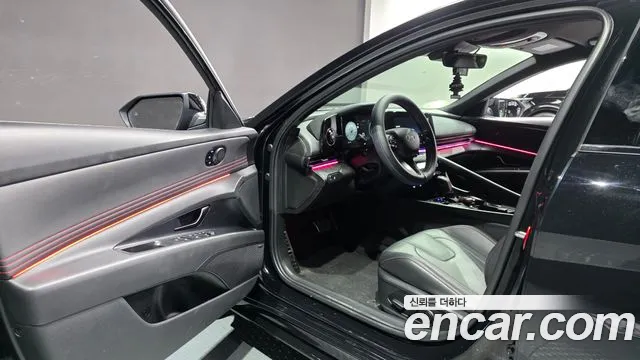 Hyundai AVANTE Новый Avante (CN7) — Фото автомобиля 10