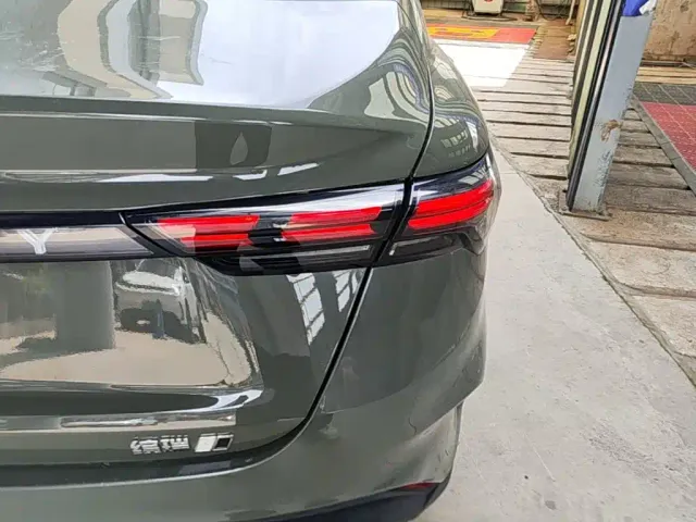 Geely Binrui — Фото автомобиля 7