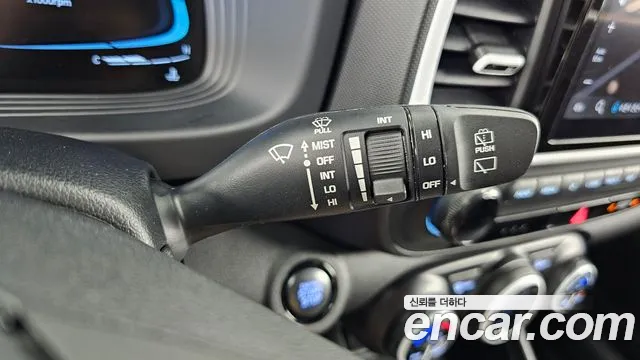 Hyundai Venue — Фото автомобиля 19
