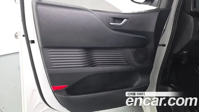 Hyundai Staria — Фото автомобиля 24
