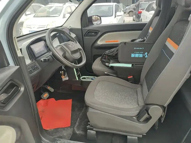 Wuling Hongguang Mini EV — Фото автомобиля 14