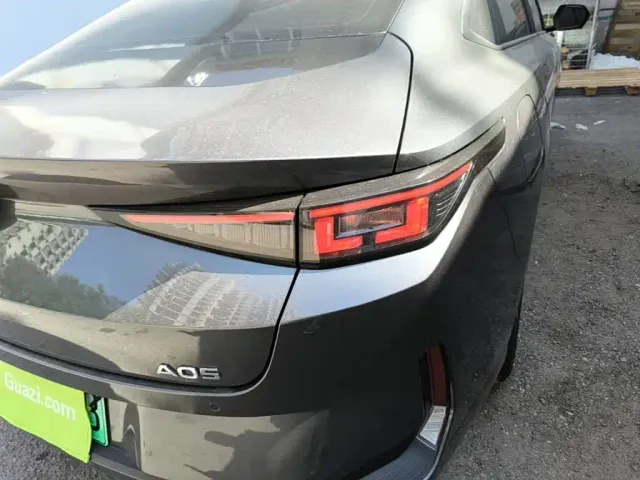 Changan Qiyuan A05 — Фото автомобиля 7