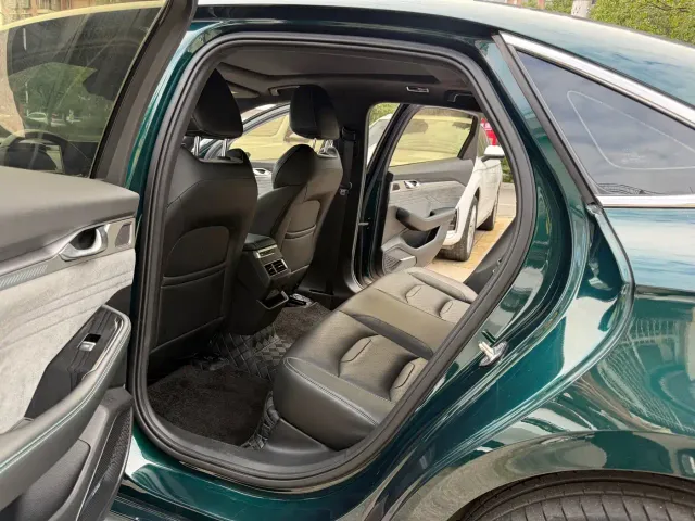 Geely Xingrui — Фото автомобиля 5