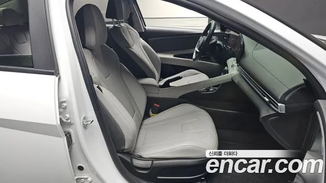 Hyundai AVANTE Avante (CN7) — Фото автомобиля 26