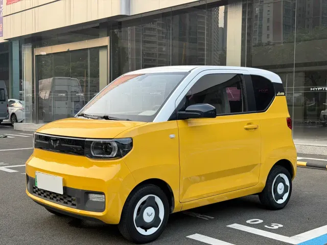 Фотография автомобиля — Wuling Hongguang Mini EV