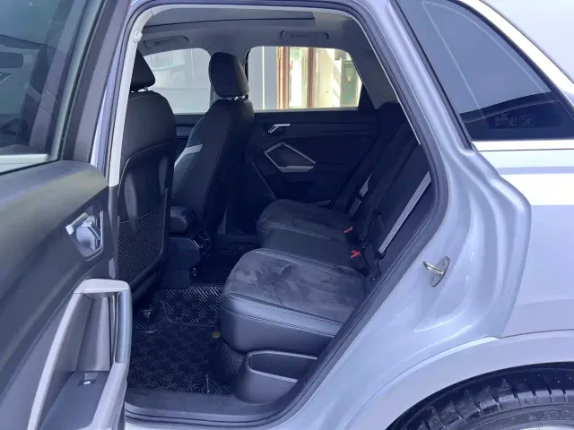 Audi Q3 — Фото автомобиля 13