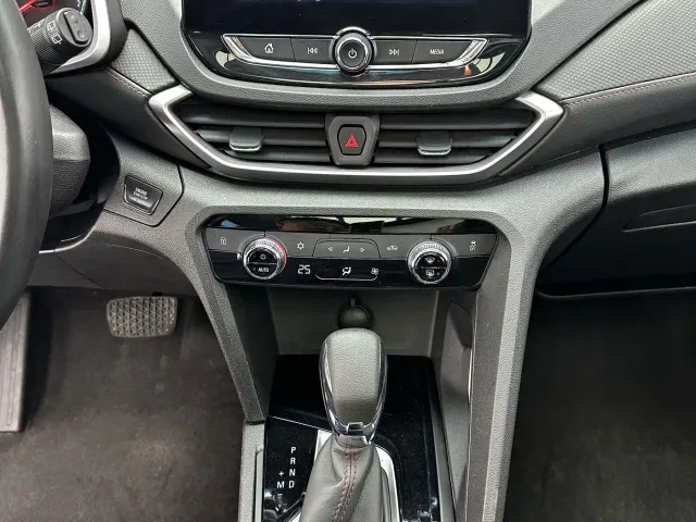 Chevrolet Orlando — Фото автомобиля 14