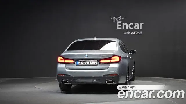 BMW 5 Series G30 — Фото автомобиля 4