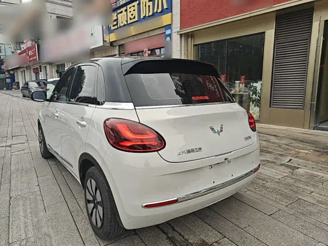 Wuling Bingo — Фото автомобиля 4