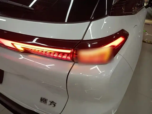 Beijing X55 — Фото автомобиля 7