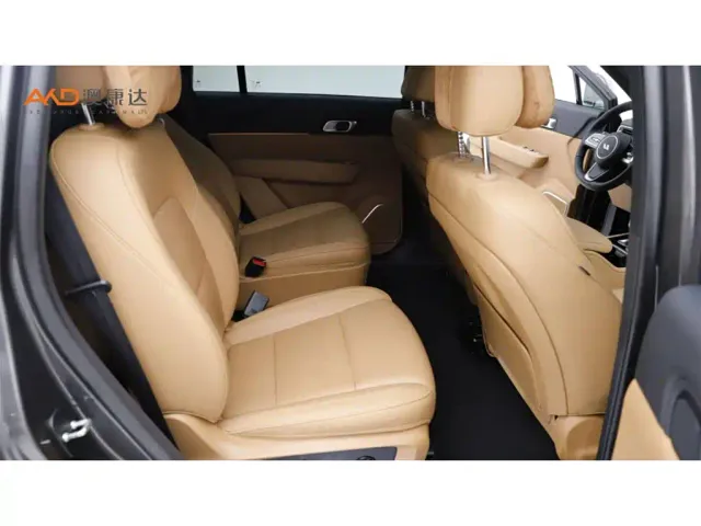 Li Auto ONE — Фото автомобиля 8