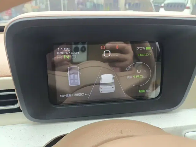 Wuling Hongguang Mini EV — Фото автомобиля 11
