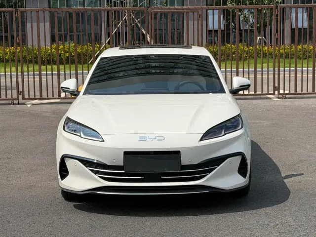 BYD Seal 06 — Фото автомобиля 2