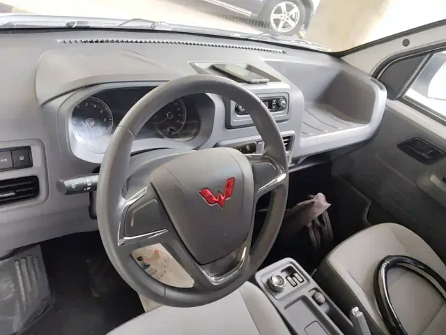 Wuling Yangguang — Фото автомобиля 9