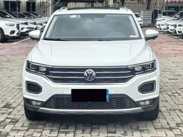 Volkswagen T-Roc — Фото автомобиля 2