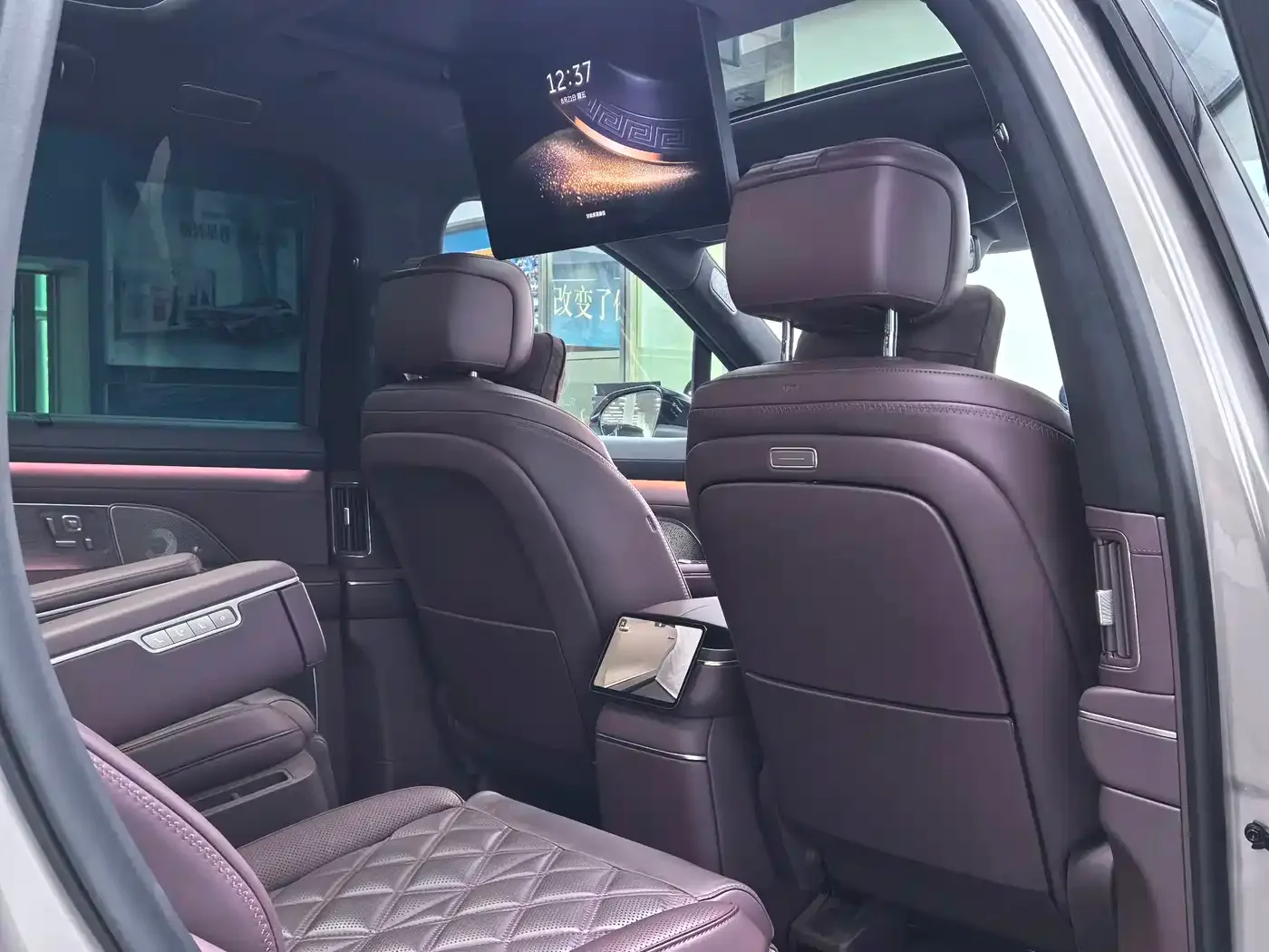 NIO NIO ES8 2025 Base Model — Фото автомобиля 15
