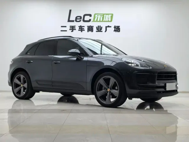 Porsche Macan — Фото автомобиля 3
