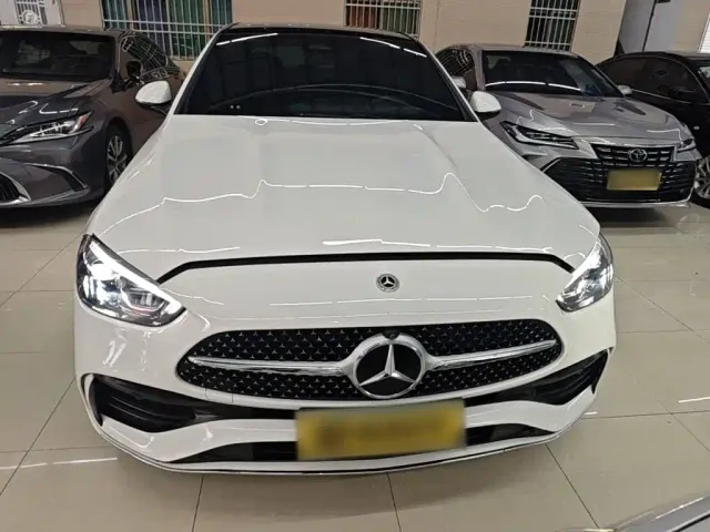 Mercedes-Benz C-Class — Фото автомобиля 2