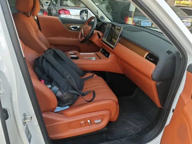 GAC Trumpchi Xiangwang S9 — Фото автомобиля 24