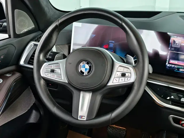 BMW X5 — Фото автомобиля 10