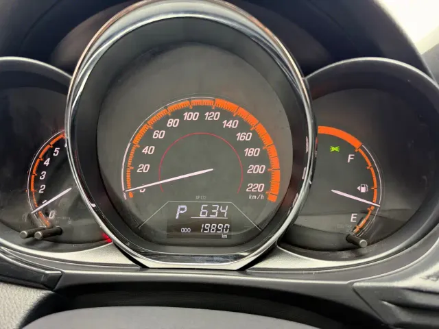 Toyota YARiS L Zhi Xuan — Фото автомобиля 11