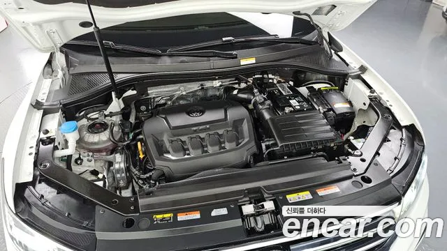 Volkswagen Tiguan — Фото автомобиля 6