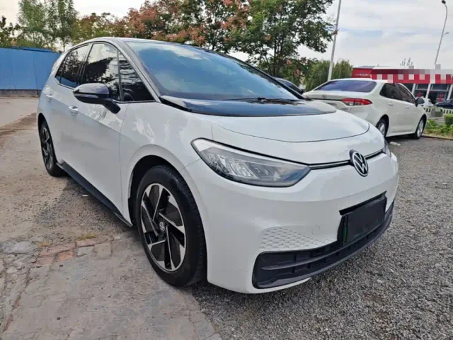 Volkswagen ID.3 — Фото автомобиля 3