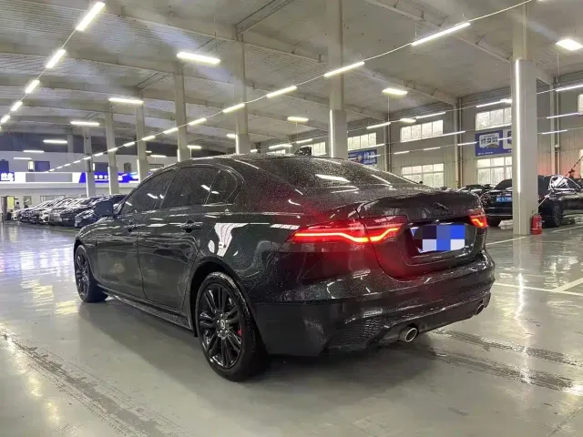 Jaguar XEL — Фото автомобиля 7