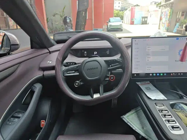 Xiaomi SU7 — Фото автомобиля 6