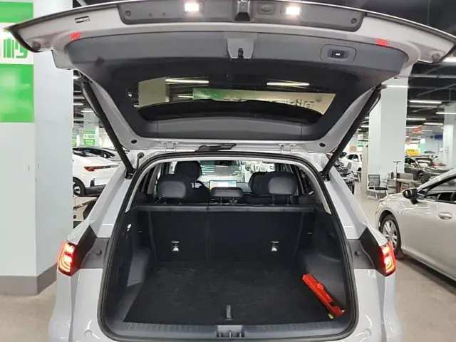 Geely Galaxy E5 — Фото автомобиля 18